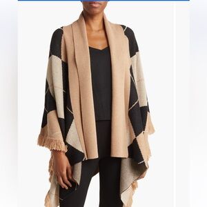 L'AGENCE Black and Tan Cape